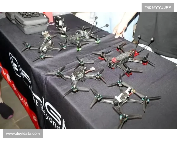 世界无人机足球锦标赛测试赛包含公开起飞教学与黑科技展示环节 世界无人机足球锦标赛测试赛包含公开起飞教学与黑科技展示环节